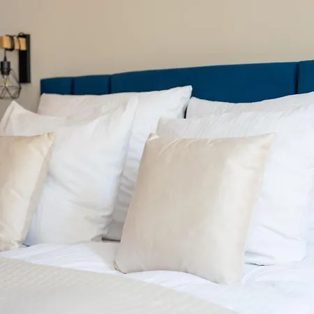 Discover - 3 Rakowicka St - Center With Ac & Netflix 크라쿠프