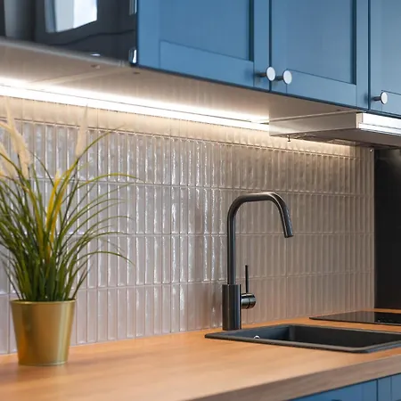 Discover - 3 Rakowicka St - Center With Ac & Netflix 아파트 *