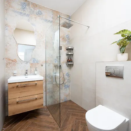 아파트 Discover - 3 Rakowicka St - Center With Ac & Netflix 크라쿠프