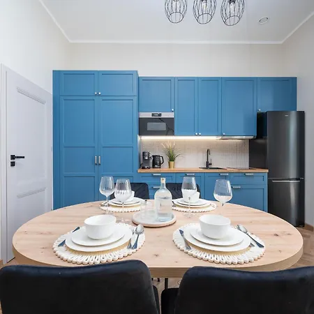아파트 Discover - 3 Rakowicka St - Center With Ac & Netflix *