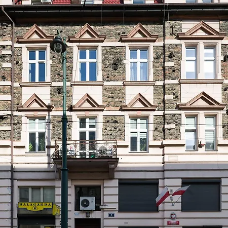 아파트 Discover - 3 Rakowicka St - Center With Ac & Netflix