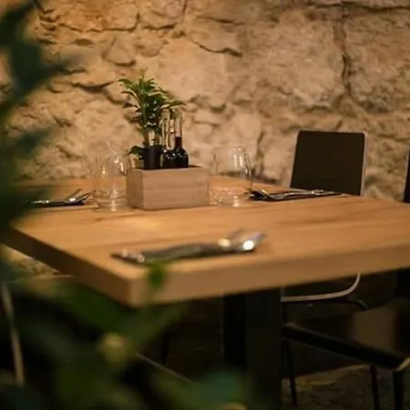 Discover - 3 Rakowicka St - Center With Ac & Netflix 아파트 *